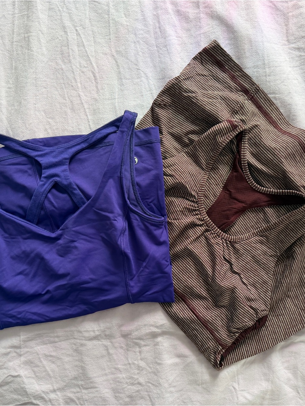 two built in bra lulu athletic tank tops